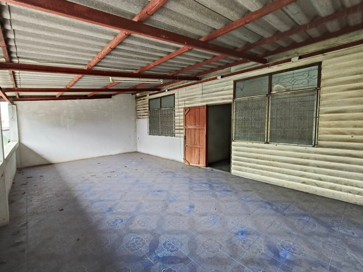 ขายอาคารพาณิชย์ขอนแก่น : อาคารพาณิชย์ อ.พล จ.ขอนแก่น ติดโรงพยาบาลพล  ติดถนนมิตรภาพ