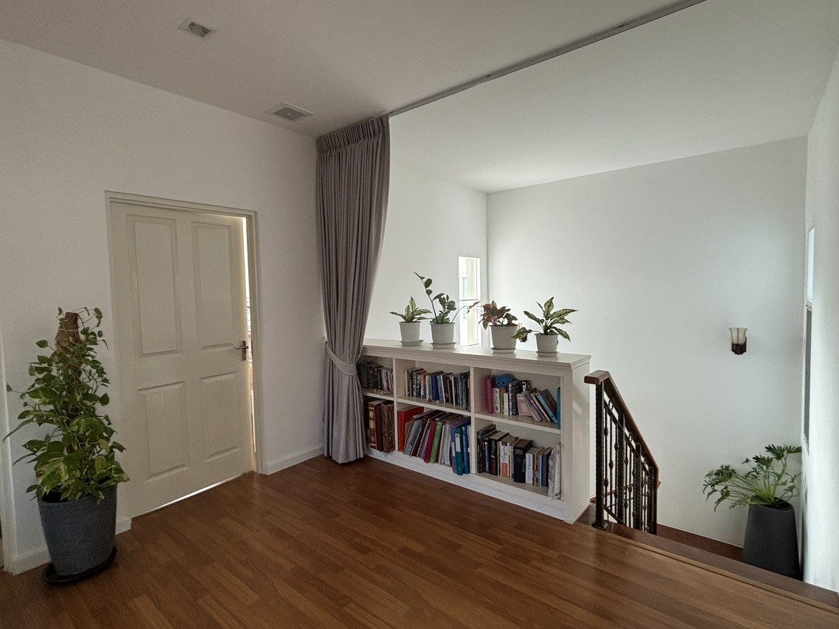 For RentHouseLadkrabang, Suwannaphum Airport : Casa Grand Onnut - Wongwhaen / 4 bedrooms (FOR RENT), Casa Grand Onnut - Wongwhaen / 4 Bedrooms (FOR RENT) POON061