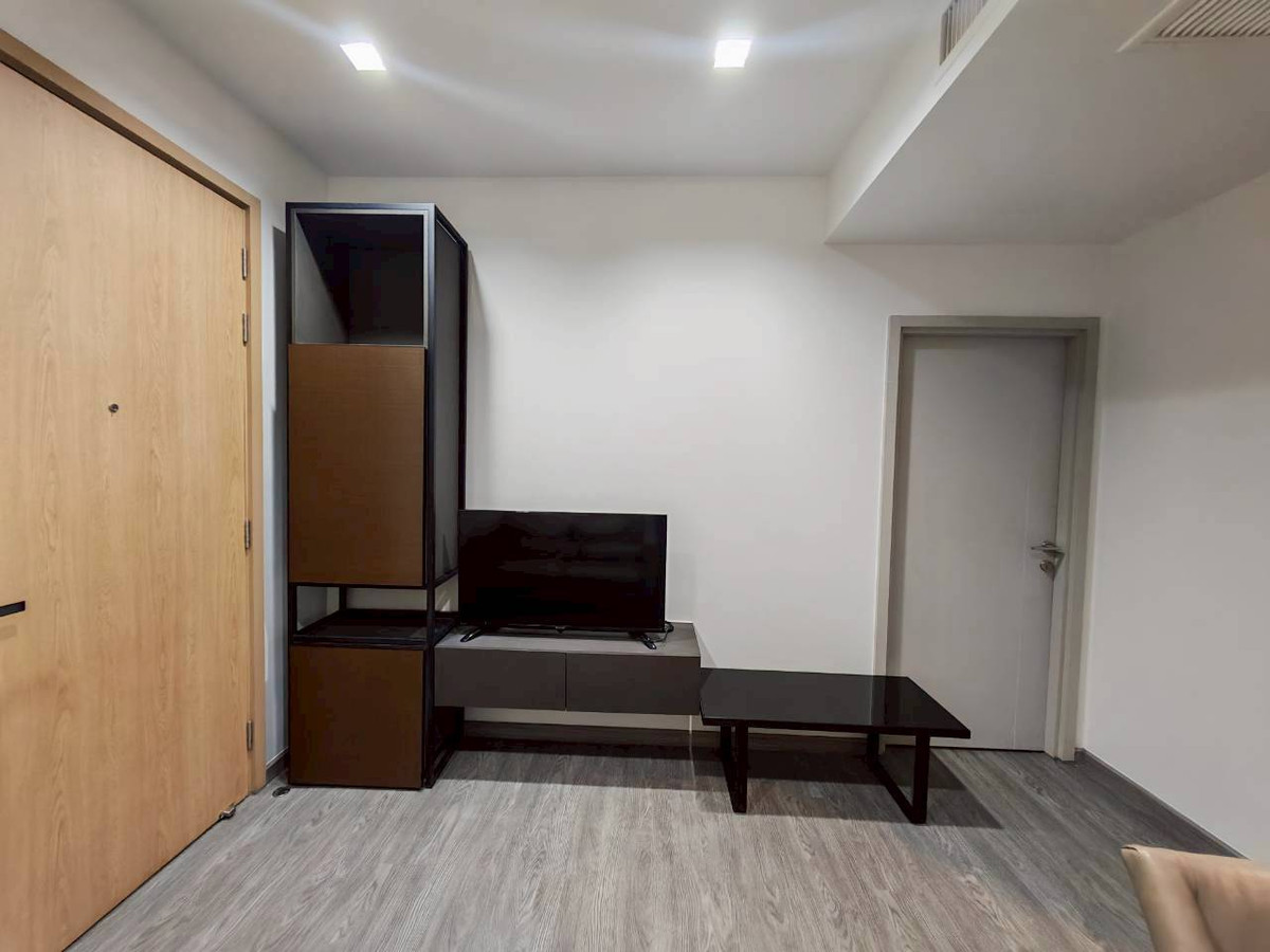 For RentCondoSapankwai,Jatujak : 🏷️ [For Rent] THE LINE Jatujak–Mochit | 1BR 32 sq.m | 38th Floor | 22,000 THB | Ref: T2094 | LINE: @323gqmho | Tel: 064-831-5424