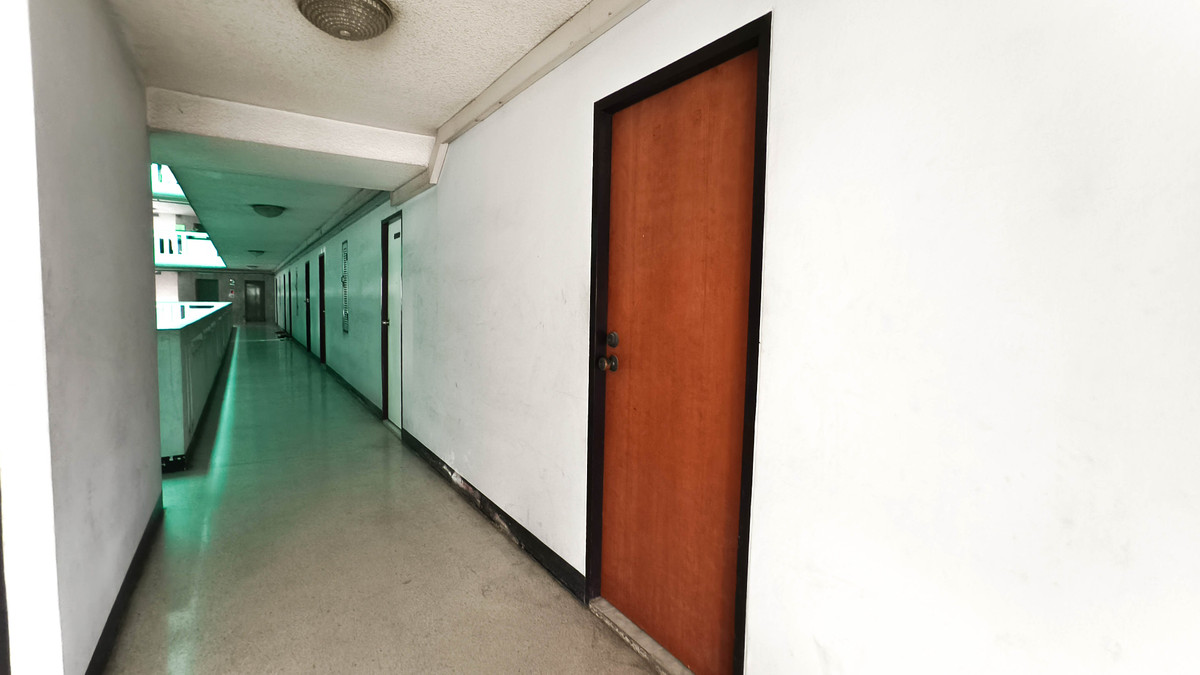 For SaleCondoLadkrabang, Suwannaphum Airport : Sale condo for under a million, Thongpracha condo town 3,near skytrain