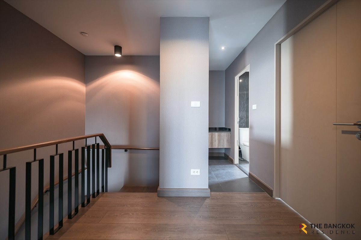 For SaleCondoOnnut, Udomsuk : 💎 Triplex 3-Storey, Beautiful Unit - Book Now Before You Miss Out! The Unique Sukhumvit 62/1, Near BTS Bang Chak