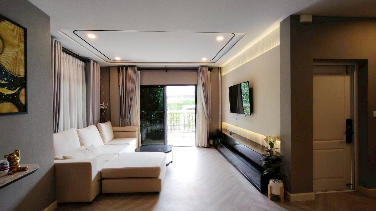 For RentHouseRathburana, Suksawat : 🏡✨ Luxury house for rent, CENTRO Rama 2 - Phutthabucha project, 2-story detached house • Fully Furnished • Ready to move in immediately, 4 bedrooms | 5 bathrooms | 3 parking spaces.