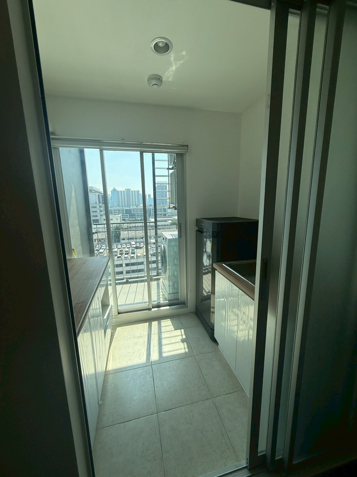 For RentCondoKasetsart, Ratchayothin : UDlike for rent Ratchavipha near Wat Samian Station, near the expressway 🫶