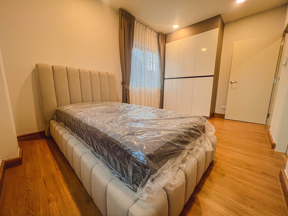 For RentHouseBangna, Bearing, Lasalle : 🏷️ [For Rent] Centro Bangna Phase 2 | 4BR 4BA | 235 sq.m | Near Mega Bangna | 115,000 THB | Ref: T2105 | LINE: @323gqmho | Tel: 064-831-5424