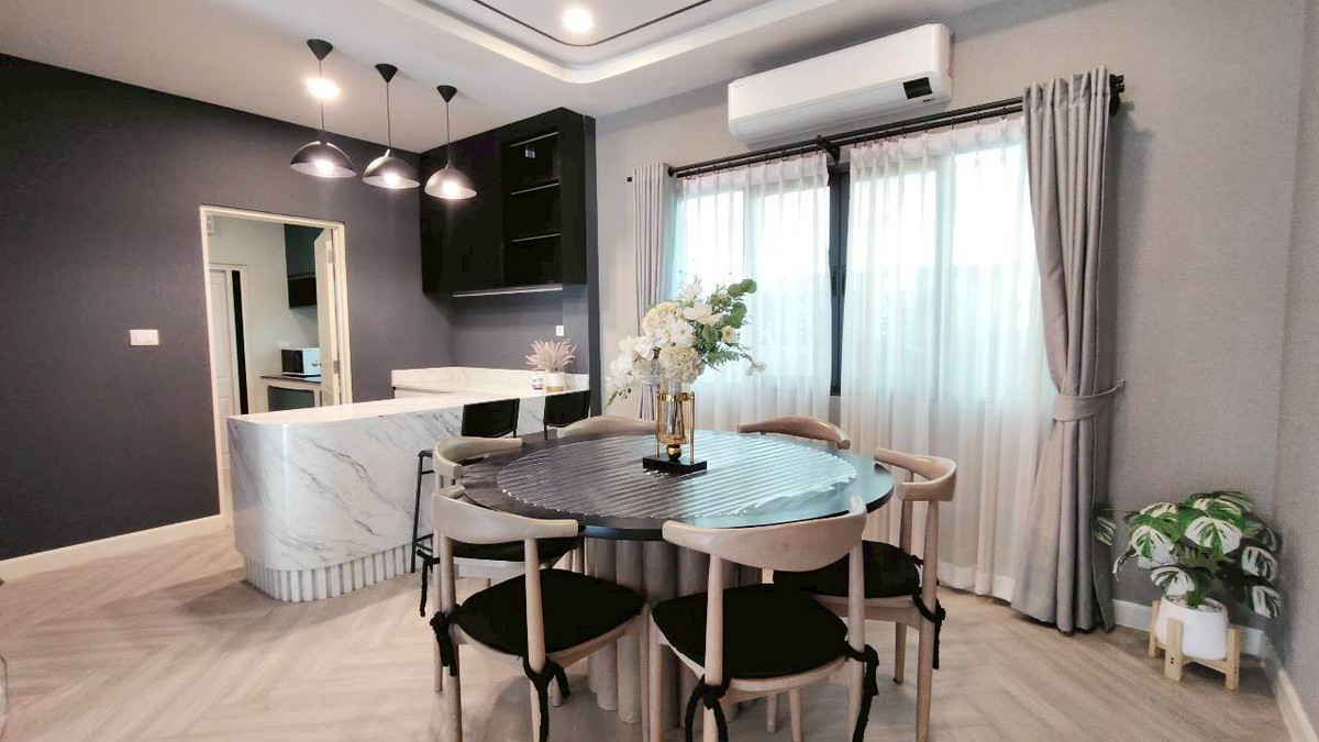 For RentHouseRathburana, Suksawat : 🏡✨ Luxury house for rent, CENTRO Rama 2 - Phutthabucha project, 2-story detached house • Fully Furnished • Ready to move in immediately, 4 bedrooms | 5 bathrooms | 3 parking spaces.