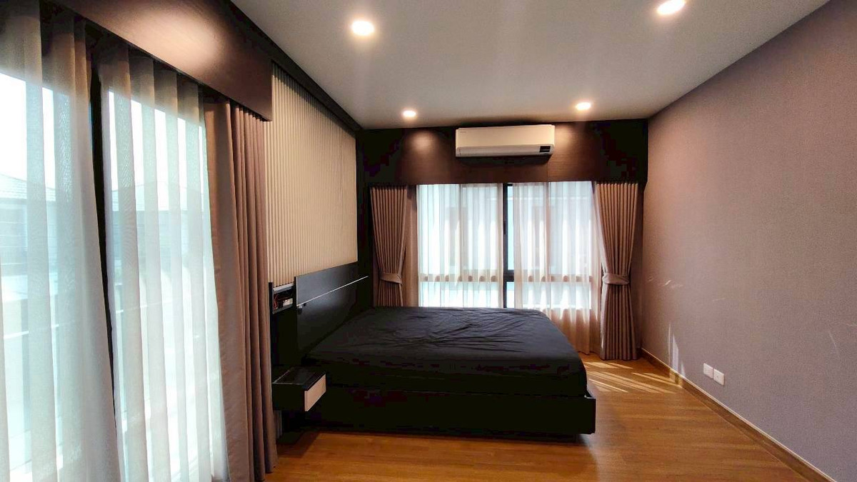 For RentHouseRathburana, Suksawat : 🏡✨ Luxury house for rent, CENTRO Rama 2 - Phutthabucha project, 2-story detached house • Fully Furnished • Ready to move in immediately, 4 bedrooms | 5 bathrooms | 3 parking spaces.