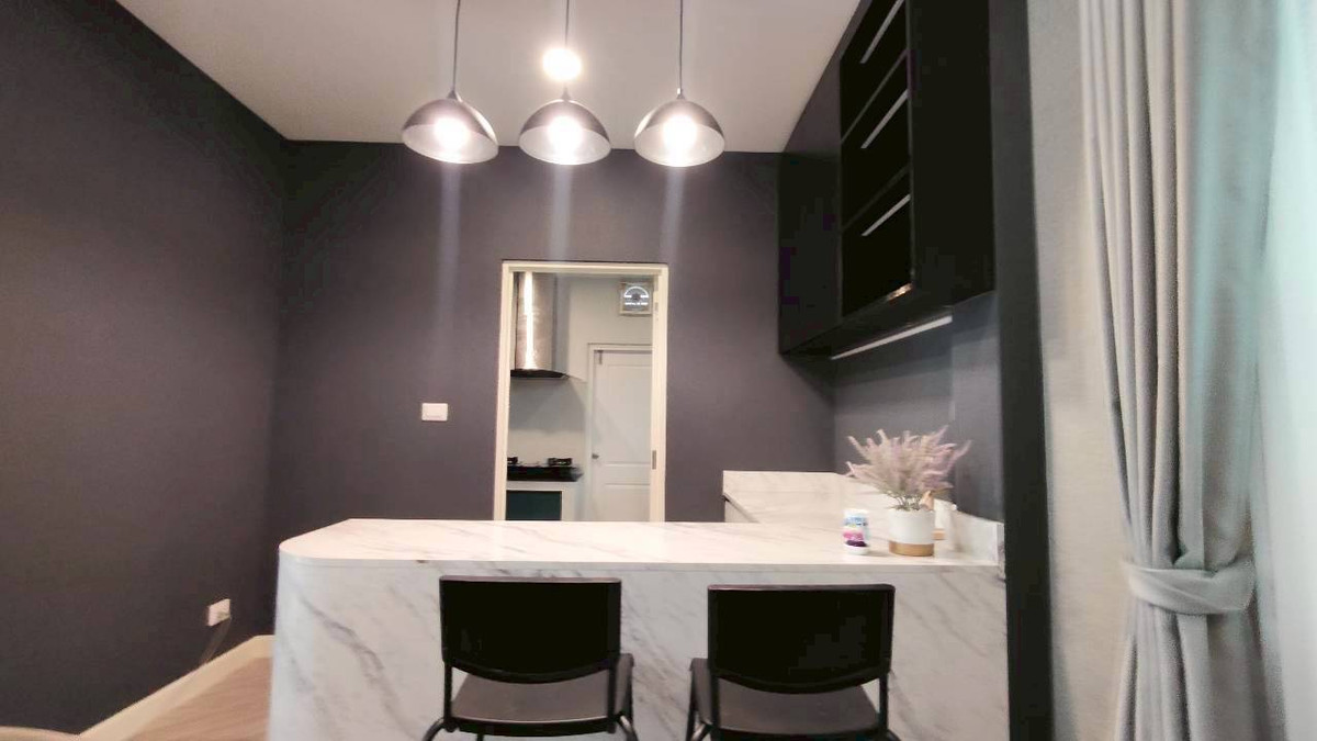 For RentHouseRathburana, Suksawat : 🏡✨ Luxury house for rent, CENTRO Rama 2 - Phutthabucha project, 2-story detached house • Fully Furnished • Ready to move in immediately, 4 bedrooms | 5 bathrooms | 3 parking spaces.