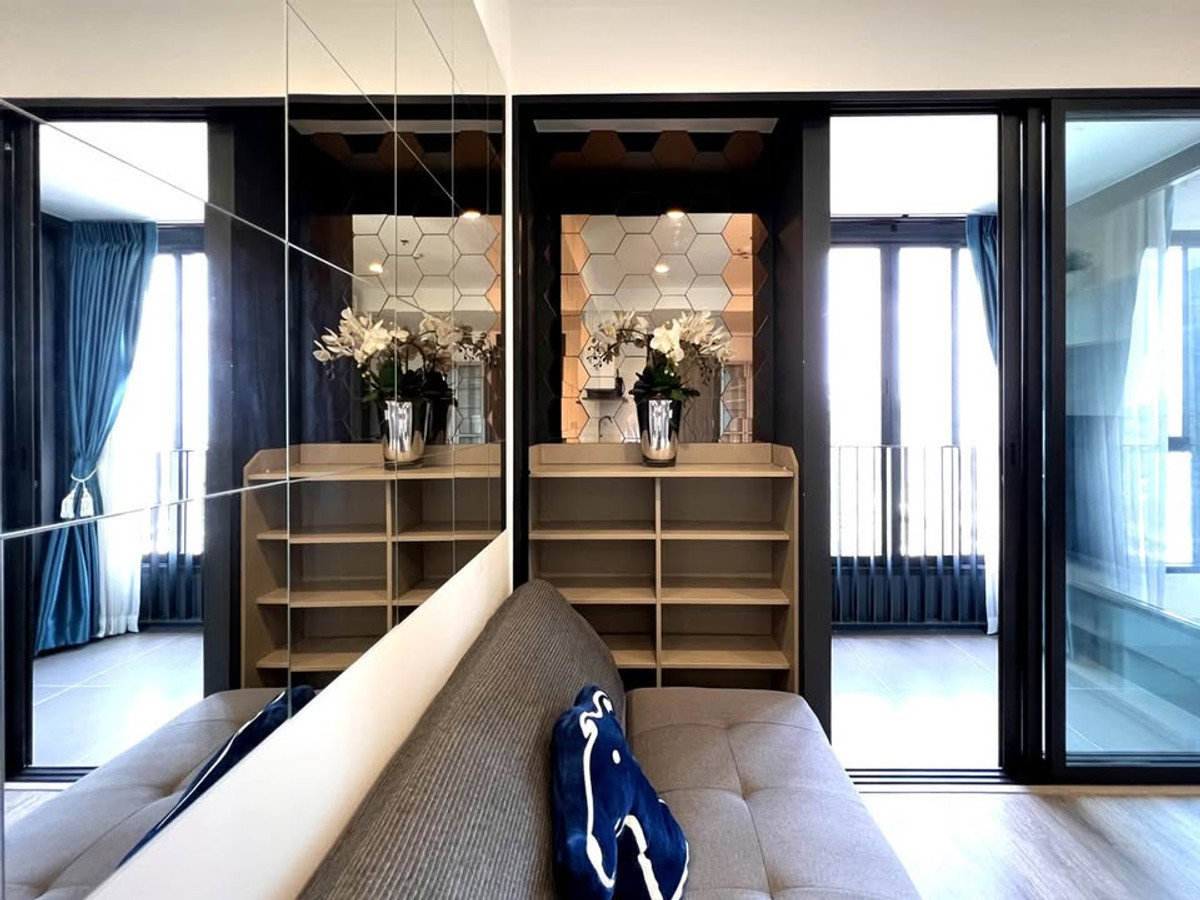 ให้เช่าคอนโดพระราม 9 เพชรบุรีตัดใหม่ RCA : เช่าคอนโด IDEO Mobi Asoke/ไอดีโอ โมบิ อโศก (B6811097)