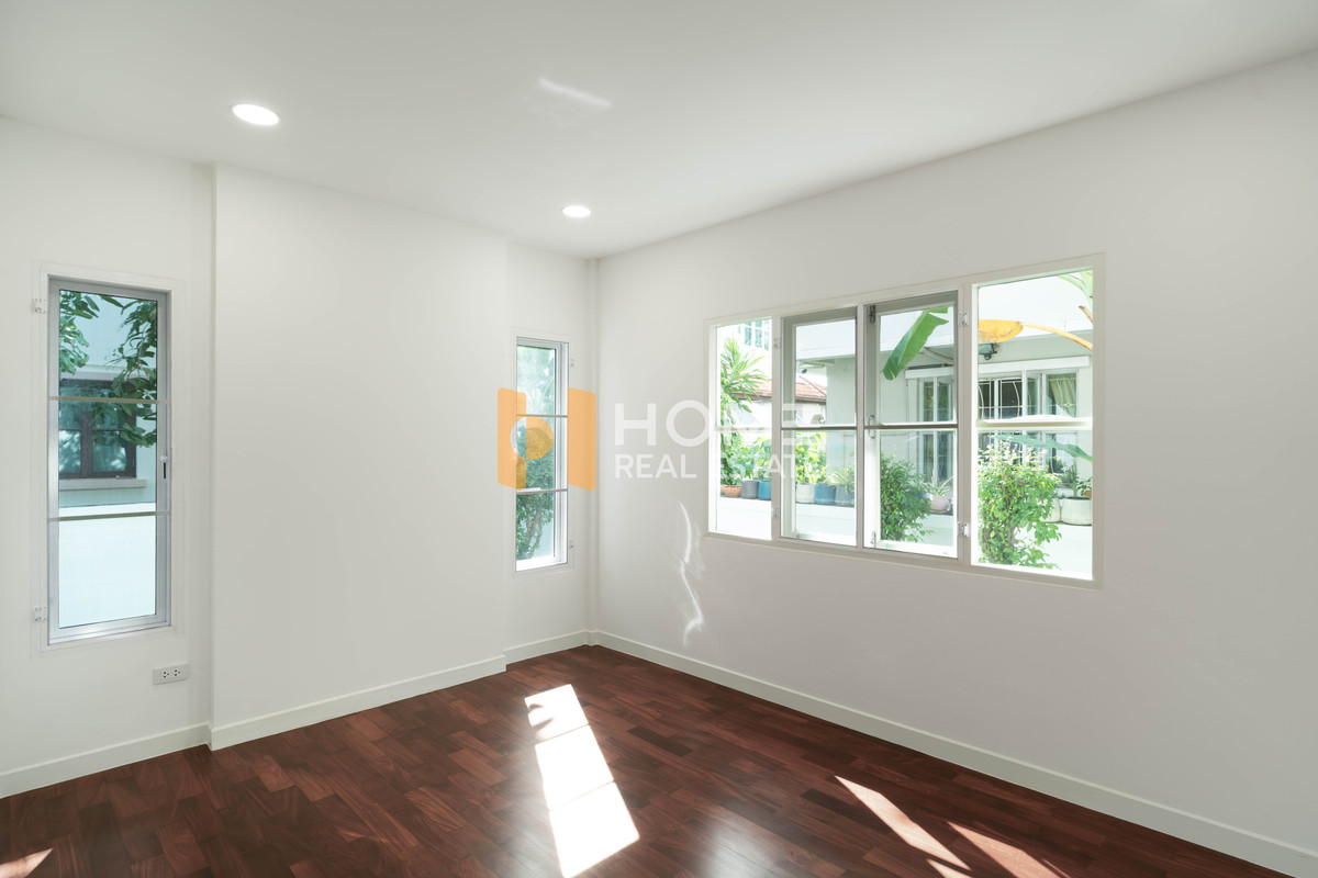 ขายบ้านเกษตรศาสตร์ รัชโยธิน : Modern Classic ✨ บ้านเดี่ยว นันทวัน รามอินทรา - วัชรพล / 4 ห้องนอน (ขาย), Nantawan Ramintra - Watcharaphon / Detached House 4 Bedrooms (FOR SALE) TAN872