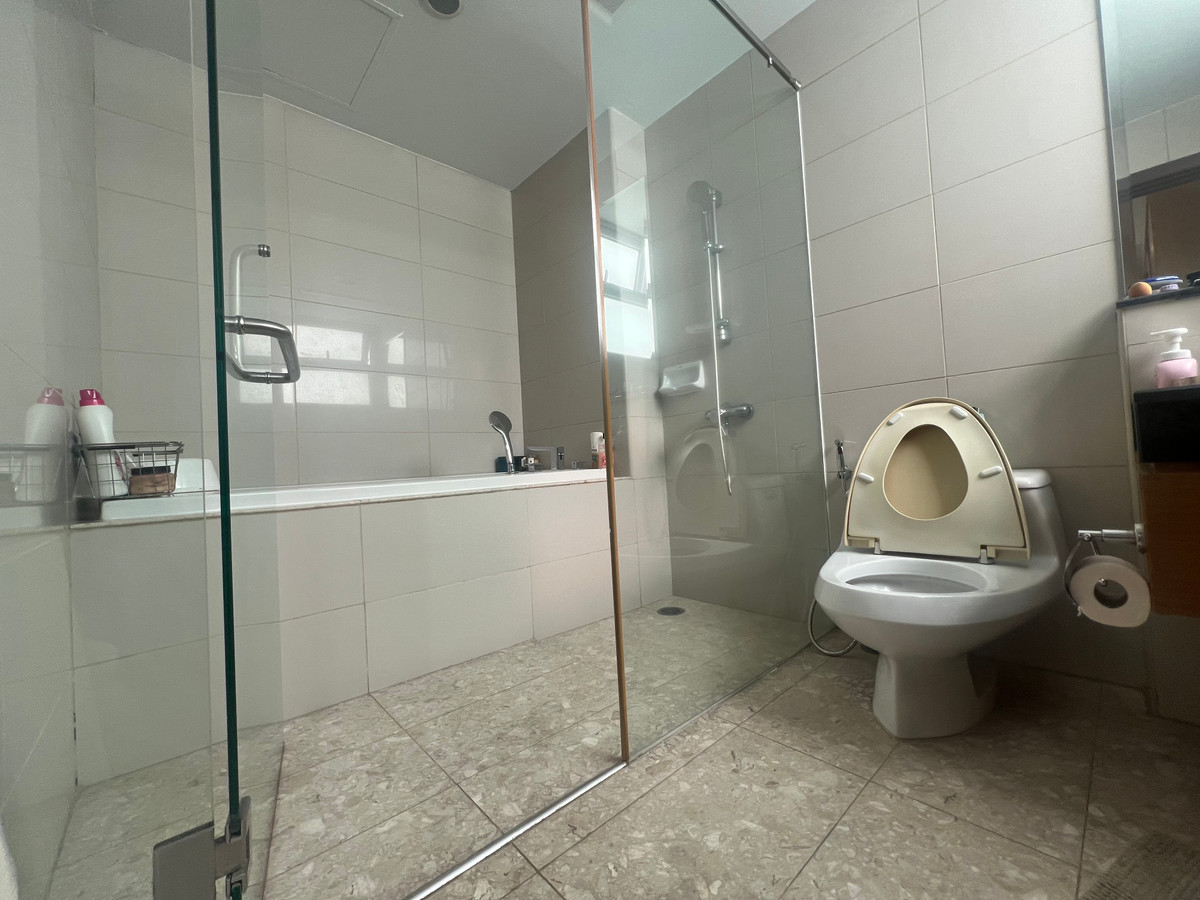 For SaleCondoSathorn, Narathiwat : 2-bedroom condo Sathorn - Narathivas 