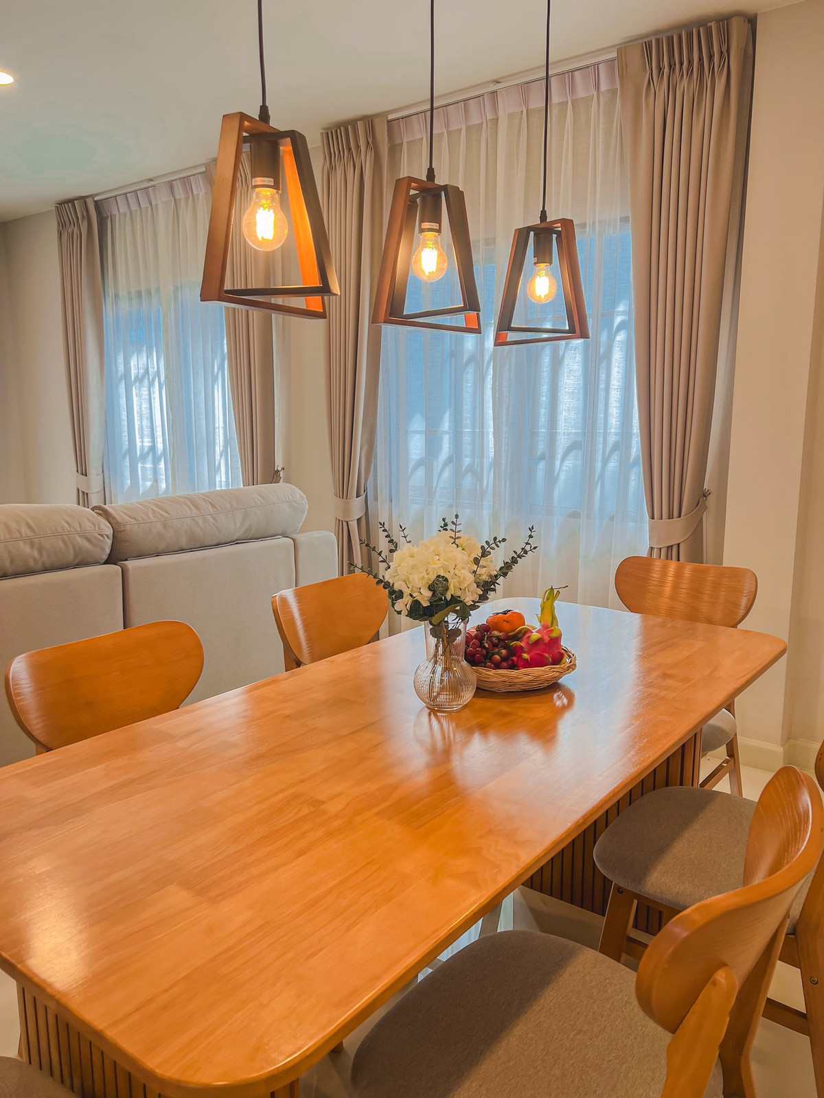 For RentHouseBangna, Bearing, Lasalle : 🏷️ [For Rent] Centro Bangna Phase 2 | 4BR 4BA | 235 sq.m | Near Mega Bangna | 115,000 THB | Ref: T2105 | LINE: @323gqmho | Tel: 064-831-5424