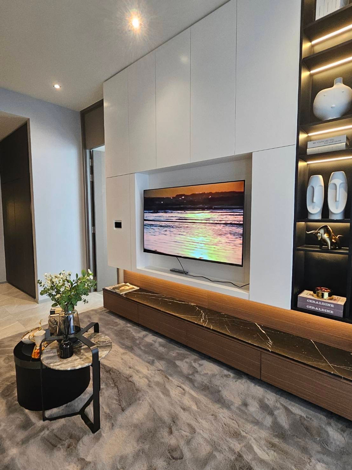 For RentCondoSukhumvit, Asoke, Thonglor : Available Hyde heritage thonglor luxury condominium 2 bedroom 2 bathroom