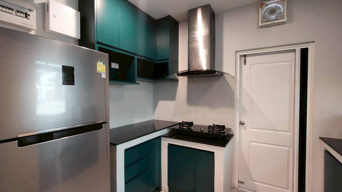 For RentHouseRathburana, Suksawat : 🏡✨ Luxury house for rent, CENTRO Rama 2 - Phutthabucha project, 2-story detached house • Fully Furnished • Ready to move in immediately, 4 bedrooms | 5 bathrooms | 3 parking spaces.