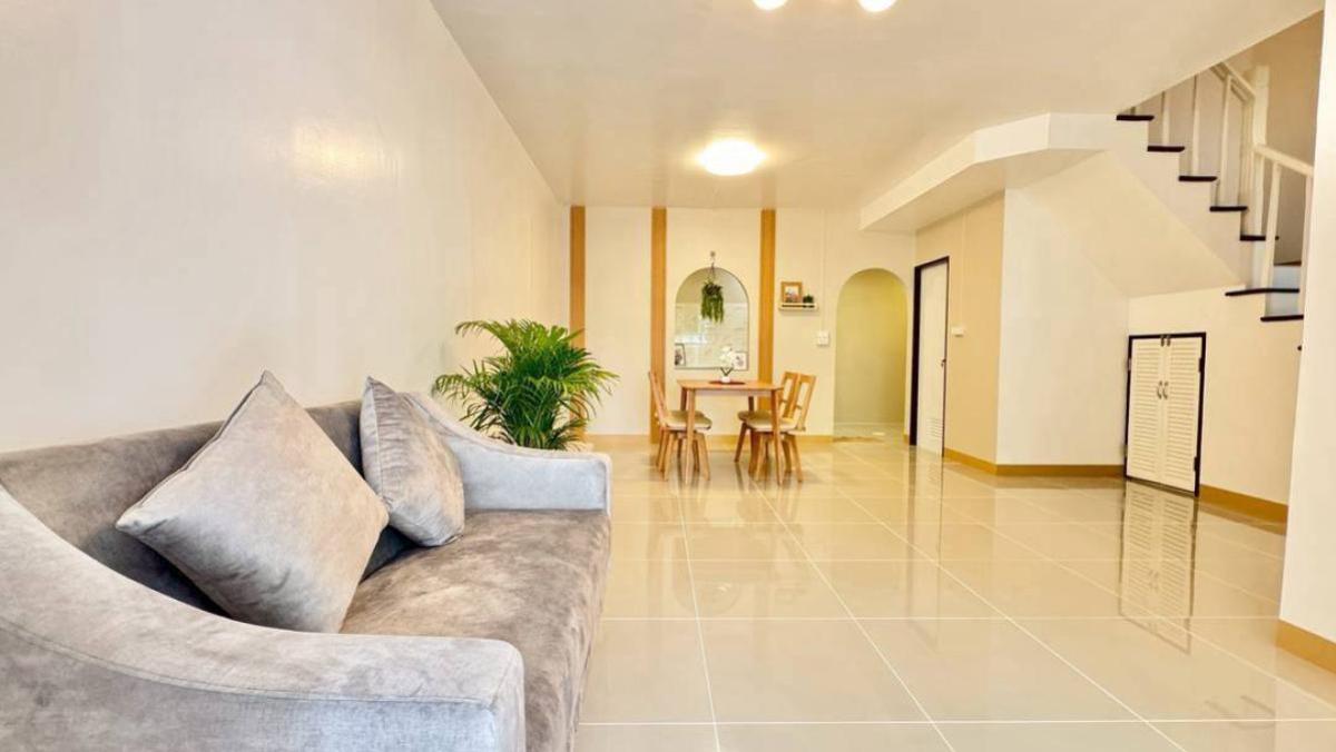 ขายทาวน์โฮมนนทบุรี บางใหญ่ บางบัวทอง : ขายทาวน์เฮ้าส์/ทาวน์โฮม พฤกษา 30 บ้านกล้วย-ไทรน้อย หน้ากว้าง รีโนเวทใหม่ พิมลราช บางบัวทอง นนทบุรี CX-128598