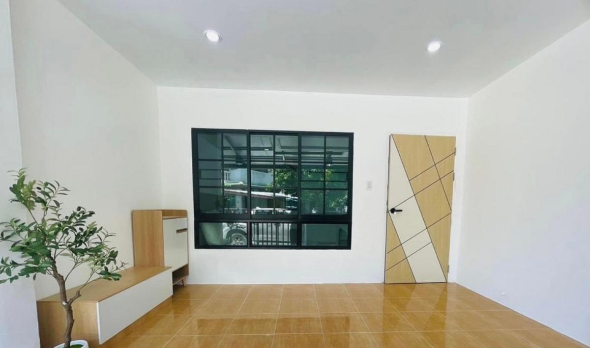 For SaleTownhomeSamut Prakan,Samrong : For Sale Townhouse/Townhome  , Suthawee (Soi Phon Sawang) , newly renovated , Bang Phli Yai , Bang Phli , Samut Prakarn , CX-138321