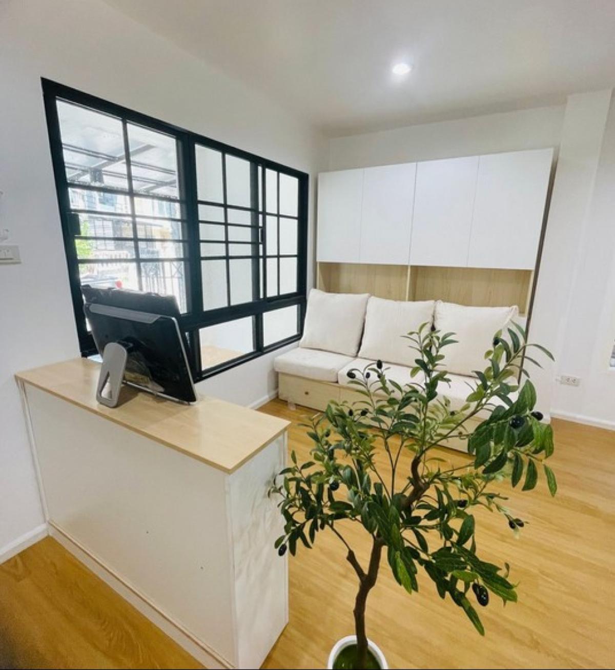 For SaleTownhomeSamut Prakan,Samrong : For Sale Townhouse/Townhome  , Suthawee (Soi Phon Sawang) , newly renovated , Bang Phli Yai , Bang Phli , Samut Prakarn , CX-138321