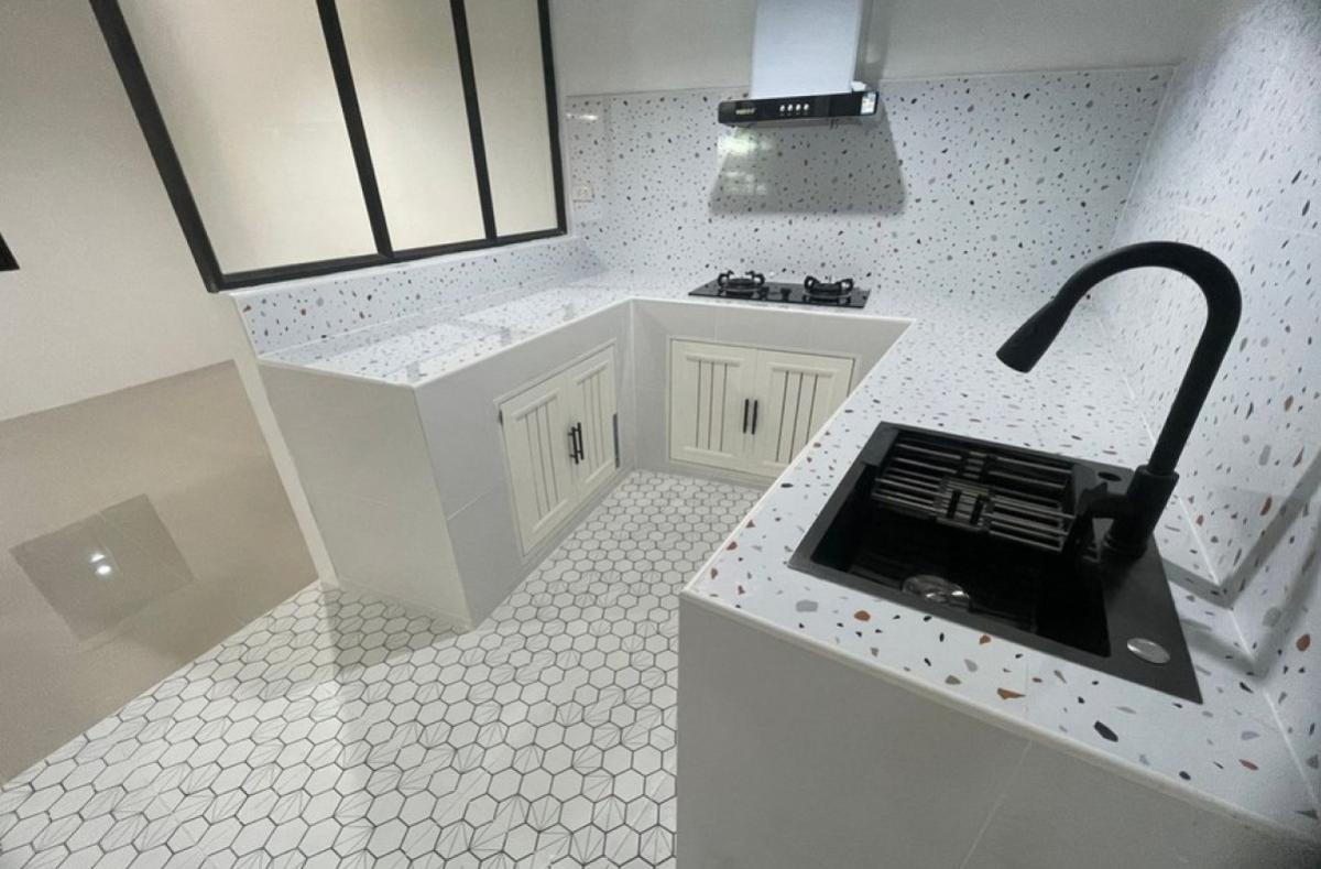 For SaleTownhomeSamut Prakan,Samrong : For Sale Townhouse/Townhome  , Suthawee (Soi Phon Sawang) , newly renovated , Bang Phli Yai , Bang Phli , Samut Prakarn , CX-138321