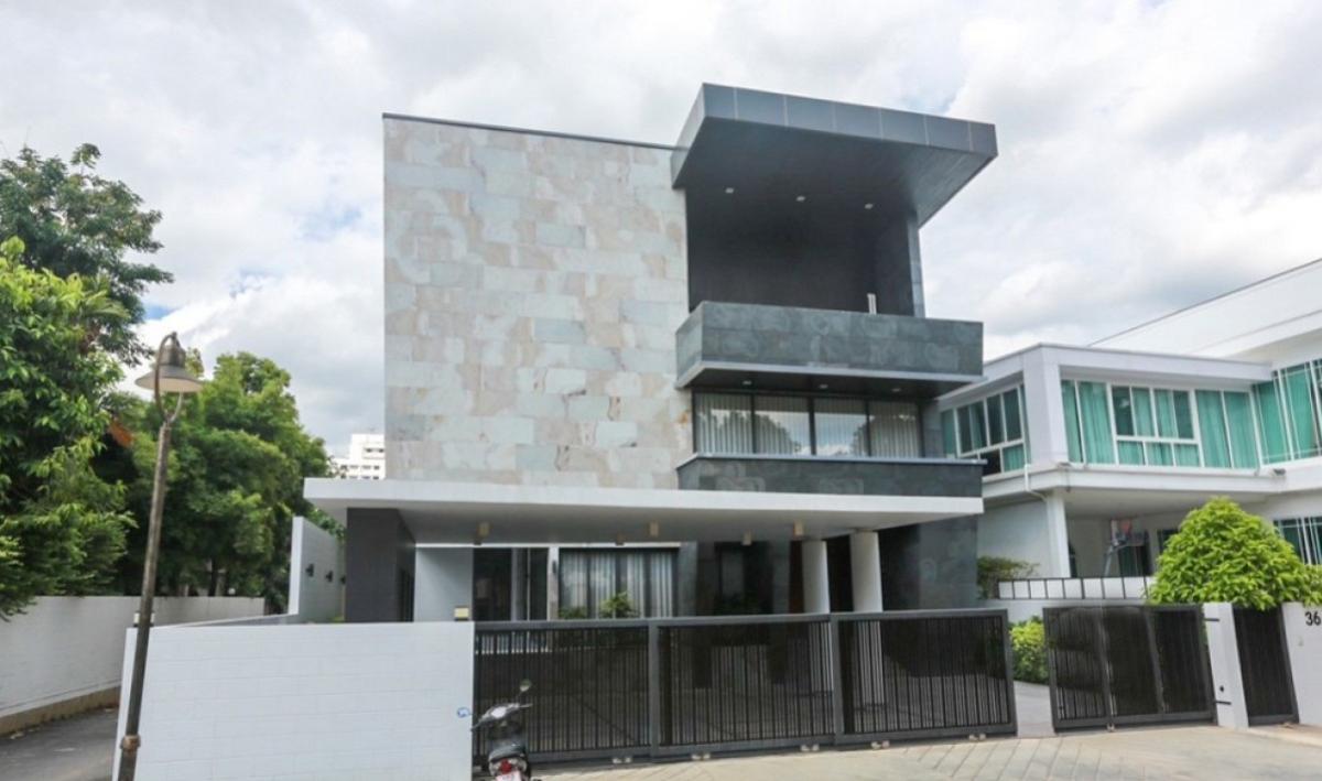 ขายบ้านบางซื่อ วงศ์สว่าง เตาปูน : ขายบ้าน  สาริน ปาร์ค วงศ์สว่าง วงศ์สว่าง เขต บางซื่อ กรุงเทพ CX-138316