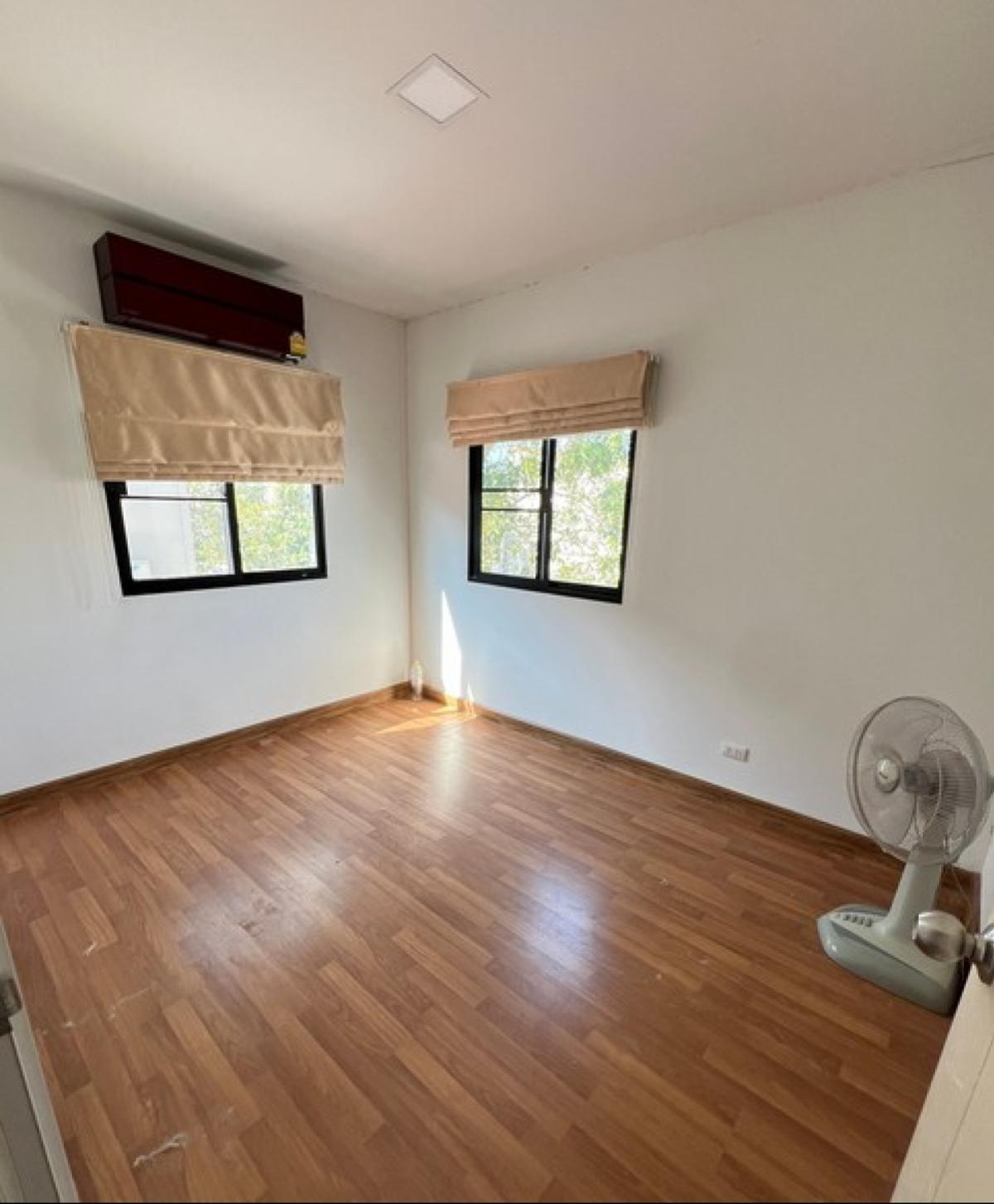 For SaleTownhomeLadkrabang, Suwannaphum Airport : For Sale Townhouse/Townhome  , The Connect Suvarnabhumi 4 , corner unit , Racha Thewa , Bang Phli , Samut Prakarn , CX-138311