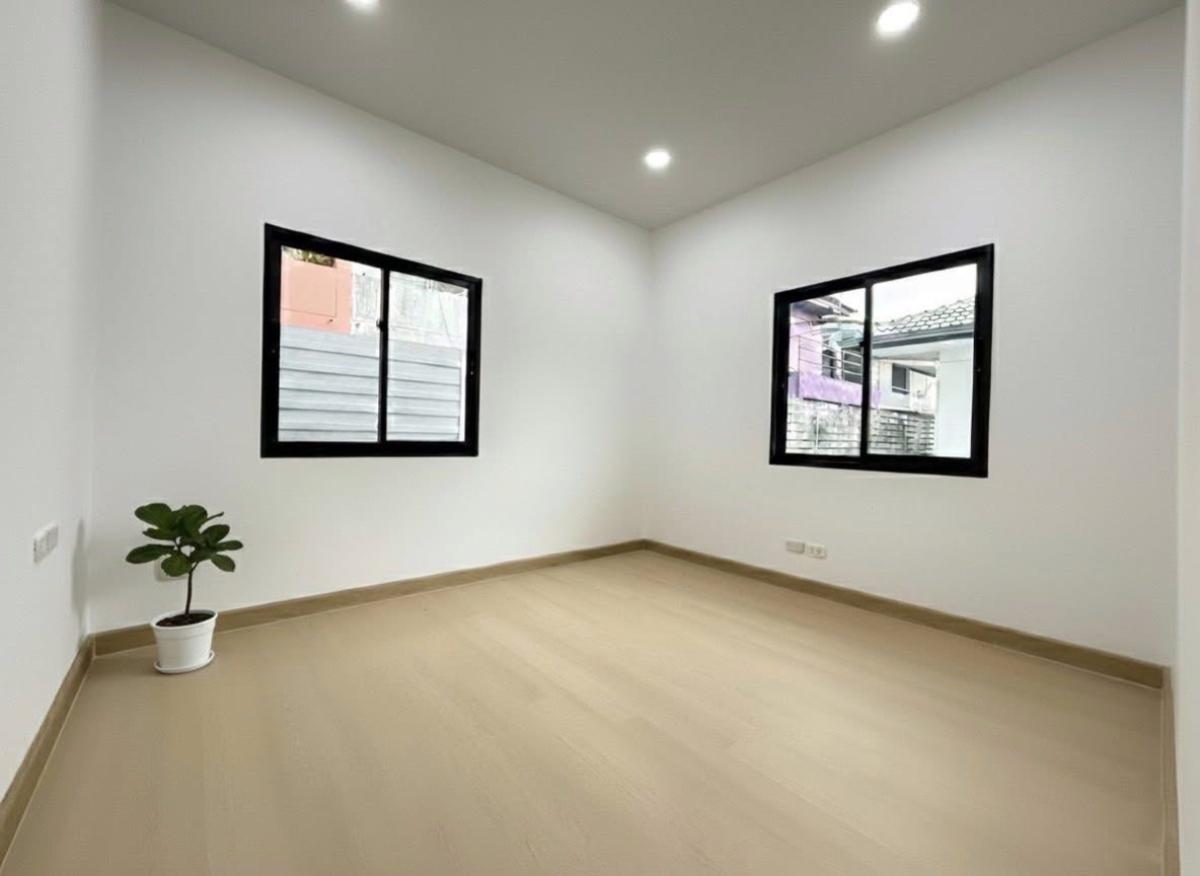 For SaleHousePhutthamonthon, Salaya : For Sale House , Zerene Petchkasem - Phutthamonthon Sai 3 , newly renovated , Nong Khang Phlu , Nong Khaem , Bangkok , CX-138071