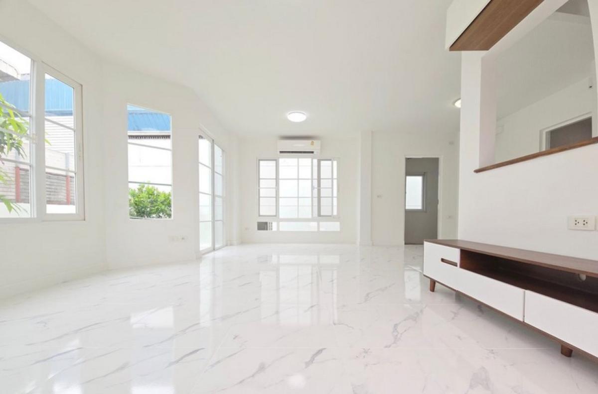 For SaleHouseSamut Prakan,Samrong : For Sale House , Pruklada Bangplee , newly renovated , Bang Phli Yai , Bang Phli , Samut Prakarn , CX-138171