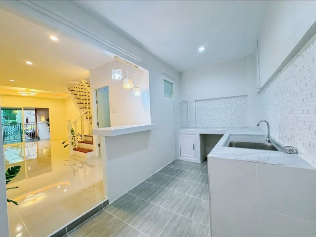 For SaleTownhomeBang kae, Phetkasem : For Sale Townhouse/Townhome  , Arun Thong 3 , wide frontage , newly renovated , MRT-Bang Phai , Nong Khaem , Nong Khaem , Bangkok , CX-138111