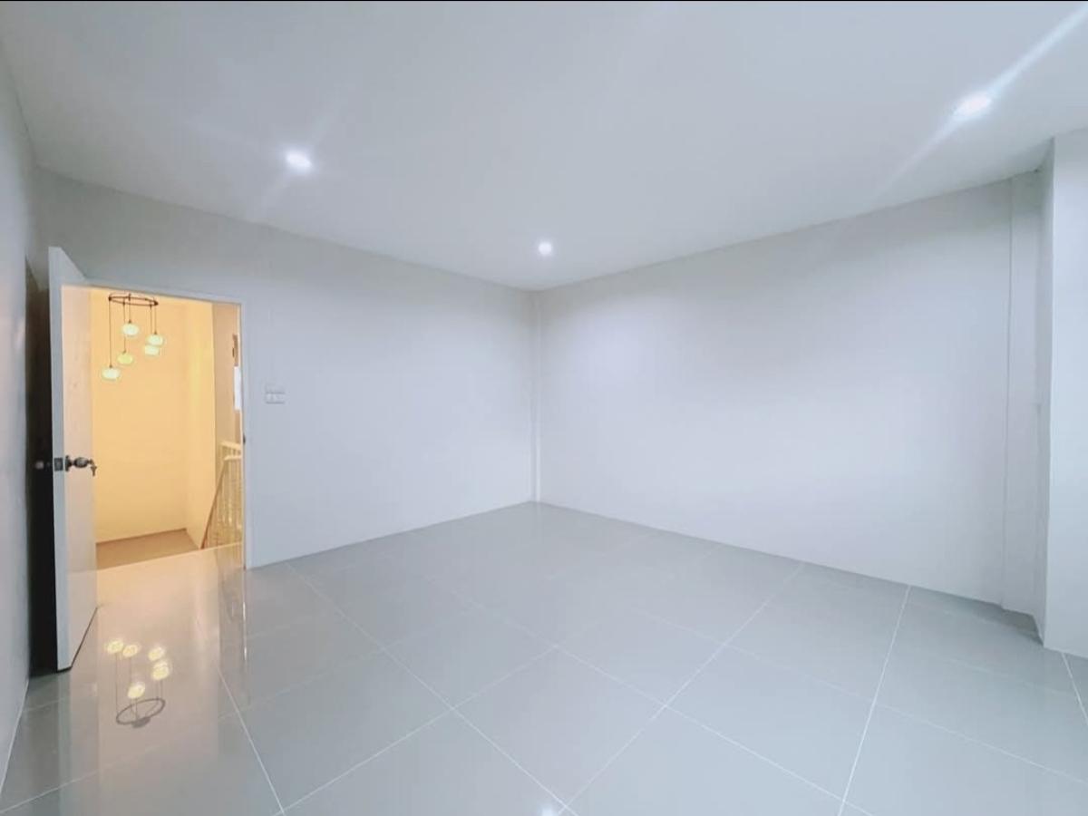 For SaleTownhomeBang kae, Phetkasem : For Sale Townhouse/Townhome  , Arun Thong 3 , wide frontage , newly renovated , MRT-Bang Phai , Nong Khaem , Nong Khaem , Bangkok , CX-138111