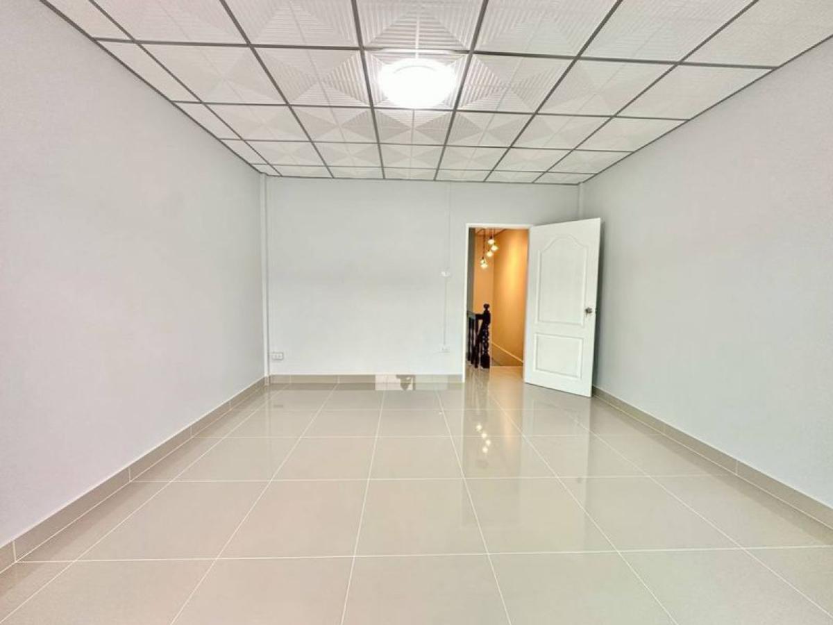 For SaleTownhomeNonthaburi, Bang Yai, Bangbuathong : For Sale Townhouse/Townhome  , Baan Lapawan 1 , newly renovated , Bang Rak Phatthana , Bang Bua Thong , Nonthaburi , CX-130878