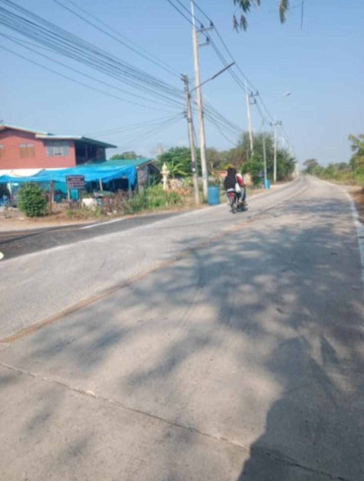 For SaleLandPathum Thani,Rangsit, Thammasat : For Sale One rai of vacant land in Lat Lum Kaeo District, Pathum Thani , CX-138001