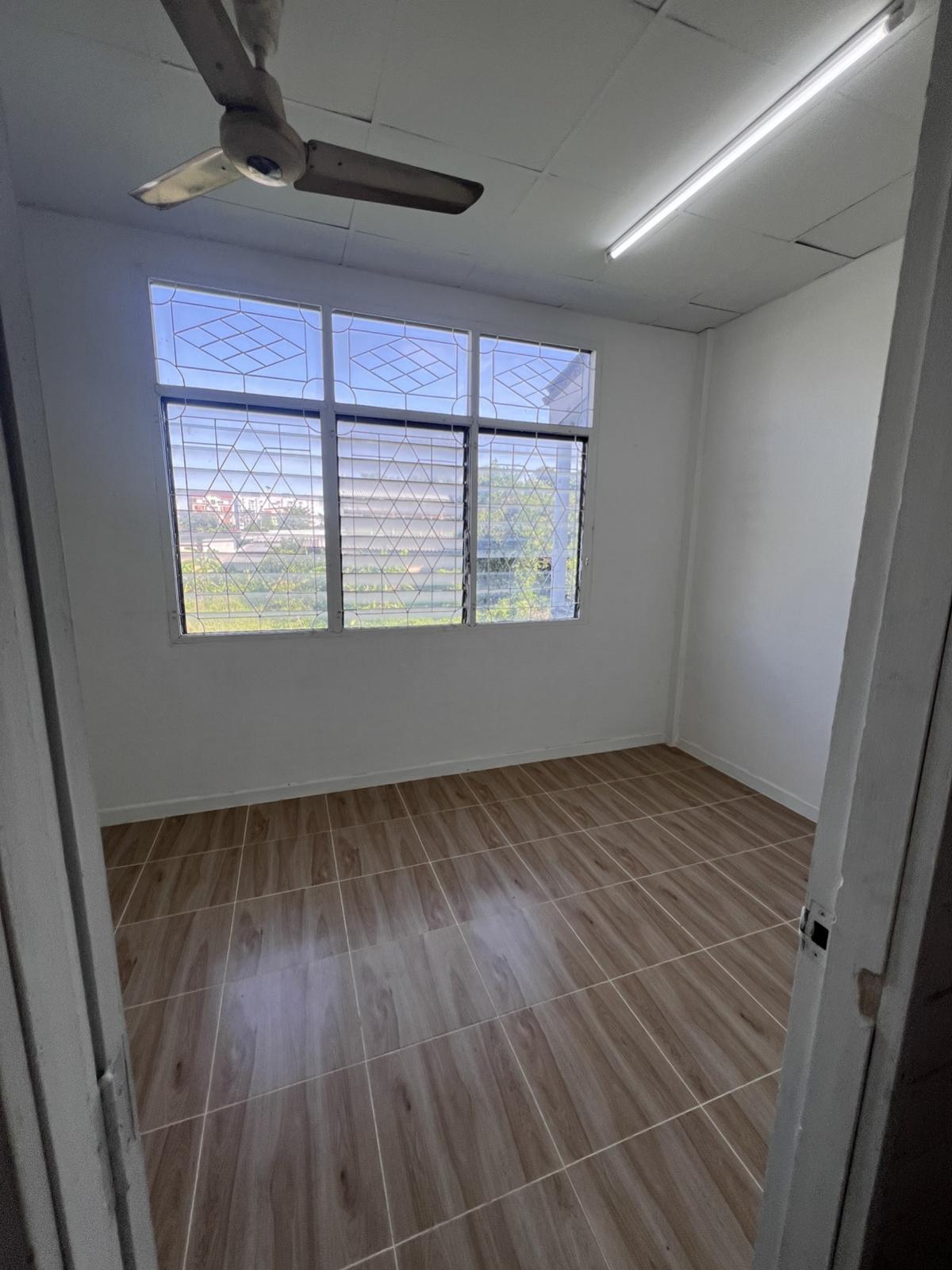 ขายทาวน์โฮมลาดพร้าว101 แฮปปี้แลนด์ : ขายทาวน์เฮ้าส์/ทาวน์โฮม  บ้าน อยู่เจริญ ลาดพร้าว 101 MRT-ลาดพร้าว 101 (สายสีเหลือง) หัวหมาก เขต บางกะปิ กรุงเทพ CX-137971