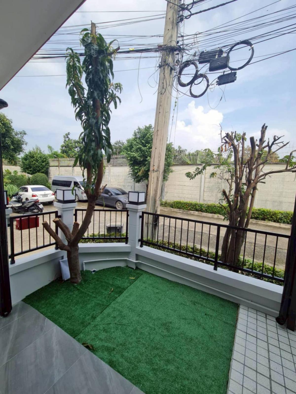 For SaleTownhomeBang kae, Phetkasem : For Sale Townhouse/Townhome  , Prinyaluck Wongwaen - Sathorn , corner unit , newly renovated , MRT-Lak Song , Bang Khae , Bang Khae , Bangkok , CX-137963