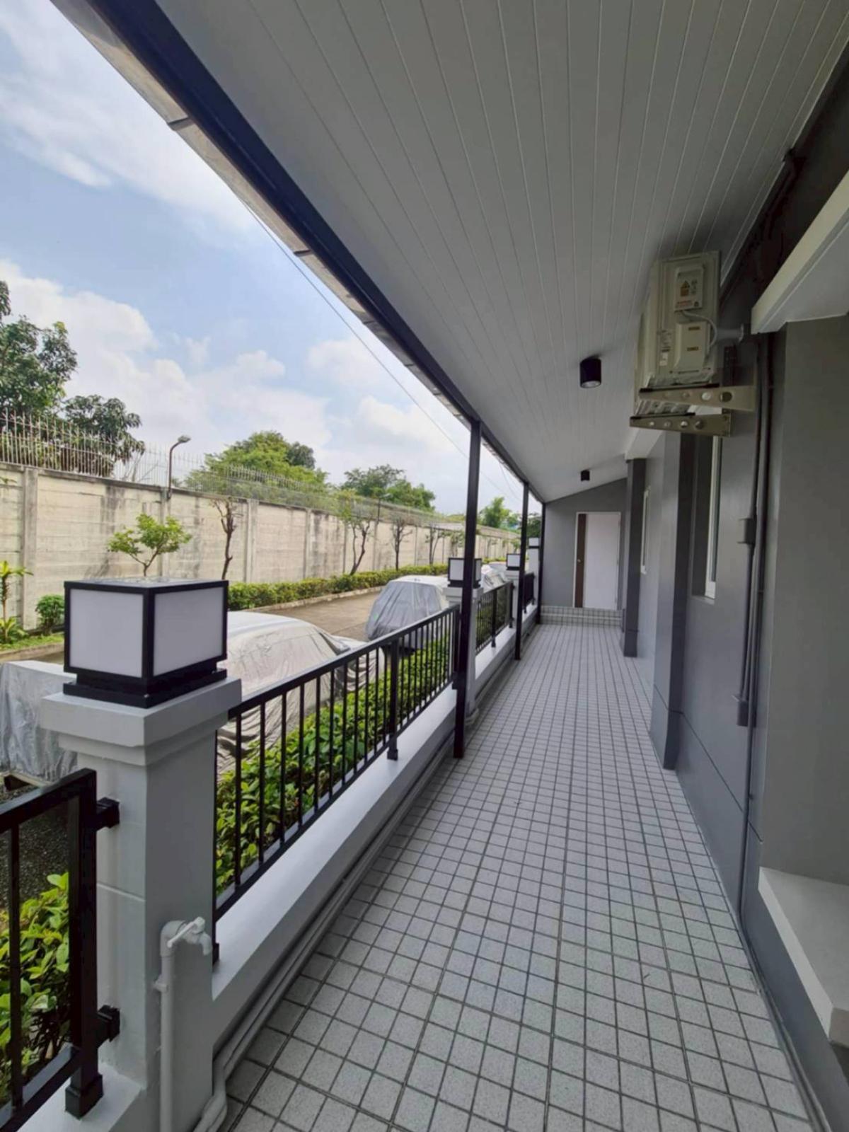 For SaleTownhomeBang kae, Phetkasem : For Sale Townhouse/Townhome  , Prinyaluck Wongwaen - Sathorn , corner unit , newly renovated , MRT-Lak Song , Bang Khae , Bang Khae , Bangkok , CX-137963