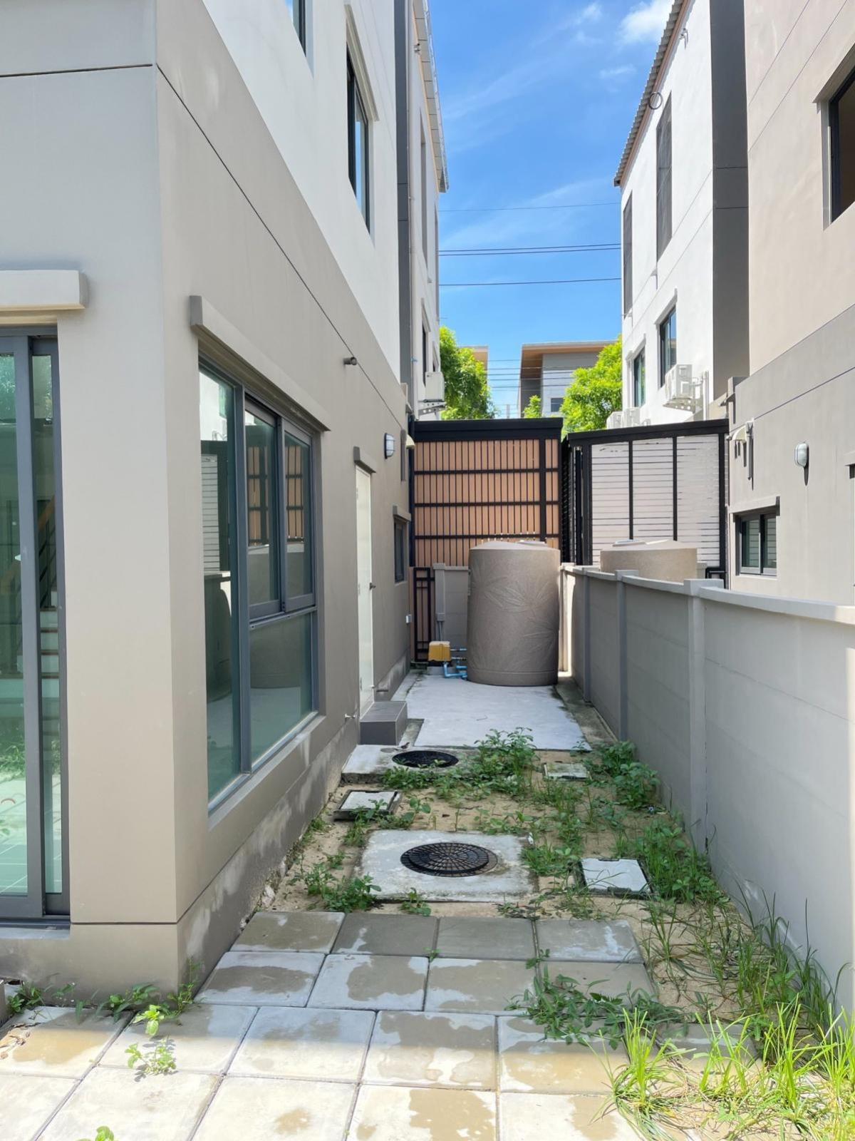 For SaleTownhomeNawamin, Ramindra : For Sale House , Baan Klang Muang Ramintra 83 Station , Ramintra , Khanna Yao , Bangkok , CX-135969