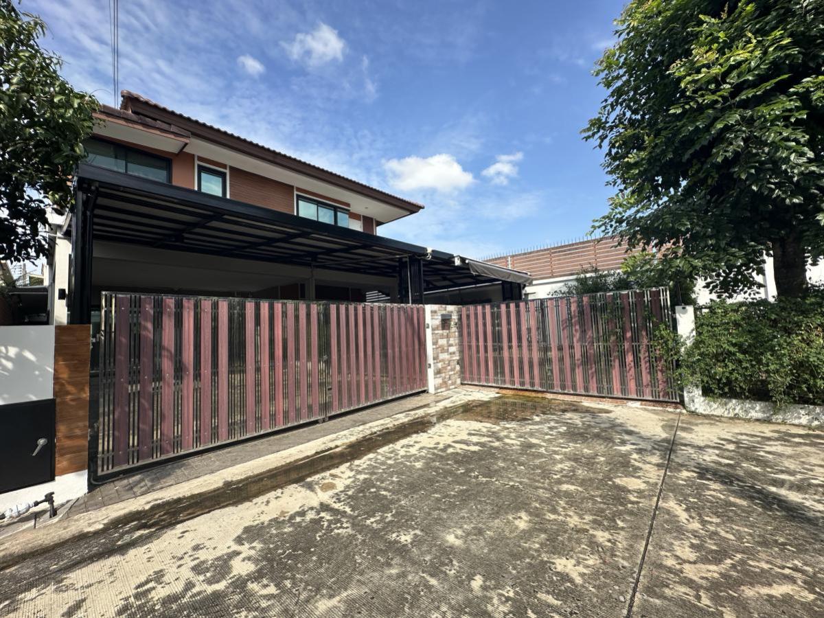 For SaleHousePathum Thani,Rangsit, Thammasat : For Sale House , Thanyaphirom Grand Ville Khlong 7 , corner unit , Lam Phak Kut , Thanyaburi , Pathum Thani , CX-136997