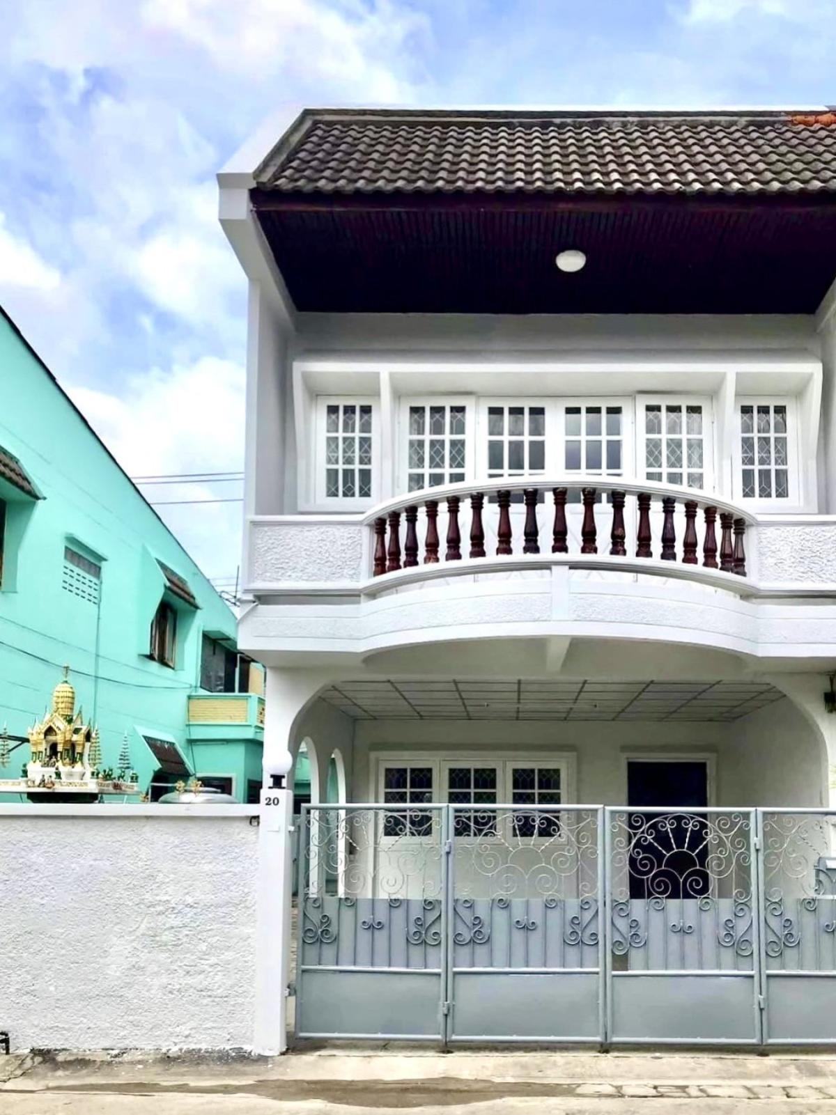 ขายทาวน์โฮมเกษตรศาสตร์ รัชโยธิน : ขายทาวน์เฮาส์หลังมุม ทำเลดี ถนนลาดพร้าว-วังหิน ลาดพร้าว เขต ลาดพร้าว กรุงเทพ CX-137835