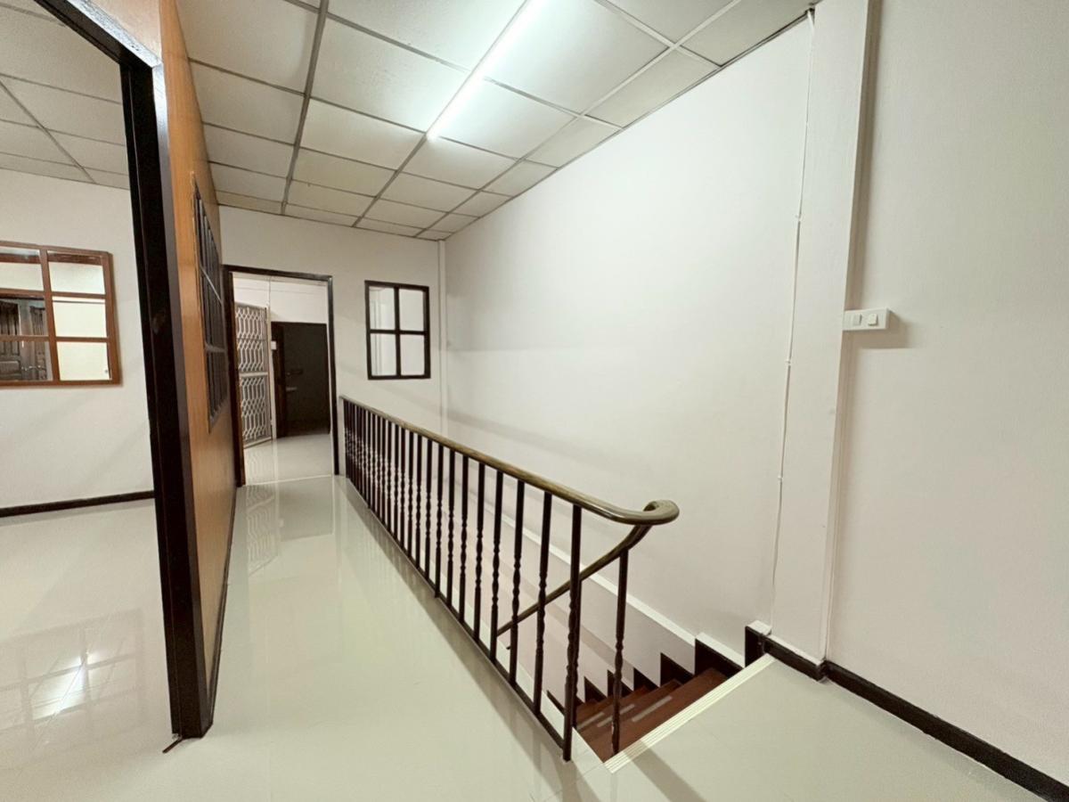 For SaleTownhomeKasetsart, Ratchayothin : For Sale Corner unit townhouse in a good location on Lat Phrao–Wang Hin Road , Lat Phrao , Lat Phrao , Bangkok , CX-137835