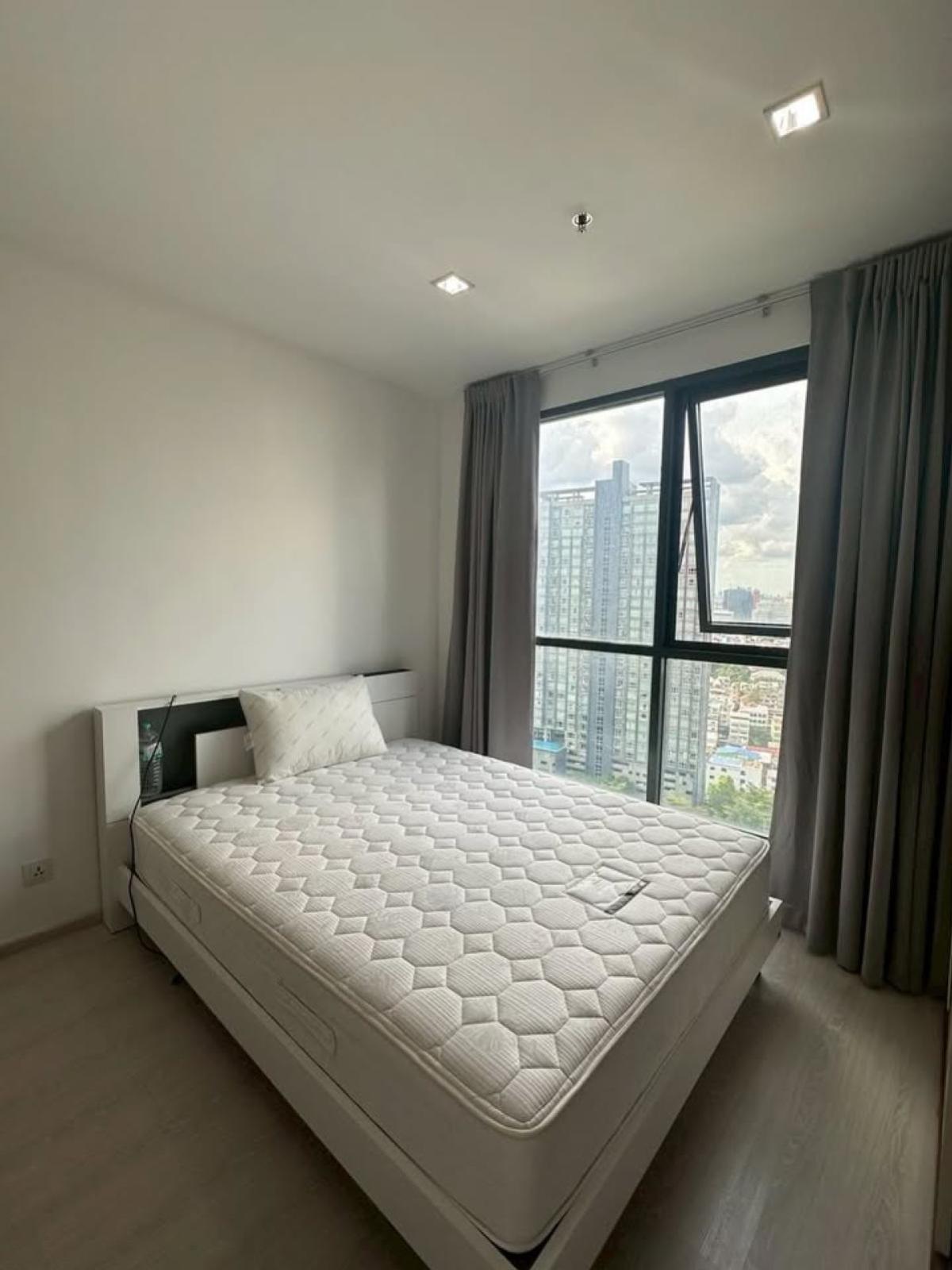For SaleCondoWongwianyai, Charoennakor : For Sale Condo , Ideo Mobi Sathorn , BTS-Krung Thon Buri , Bang Lamphu Lang , Khlong San , Bangkok , CX-128742
