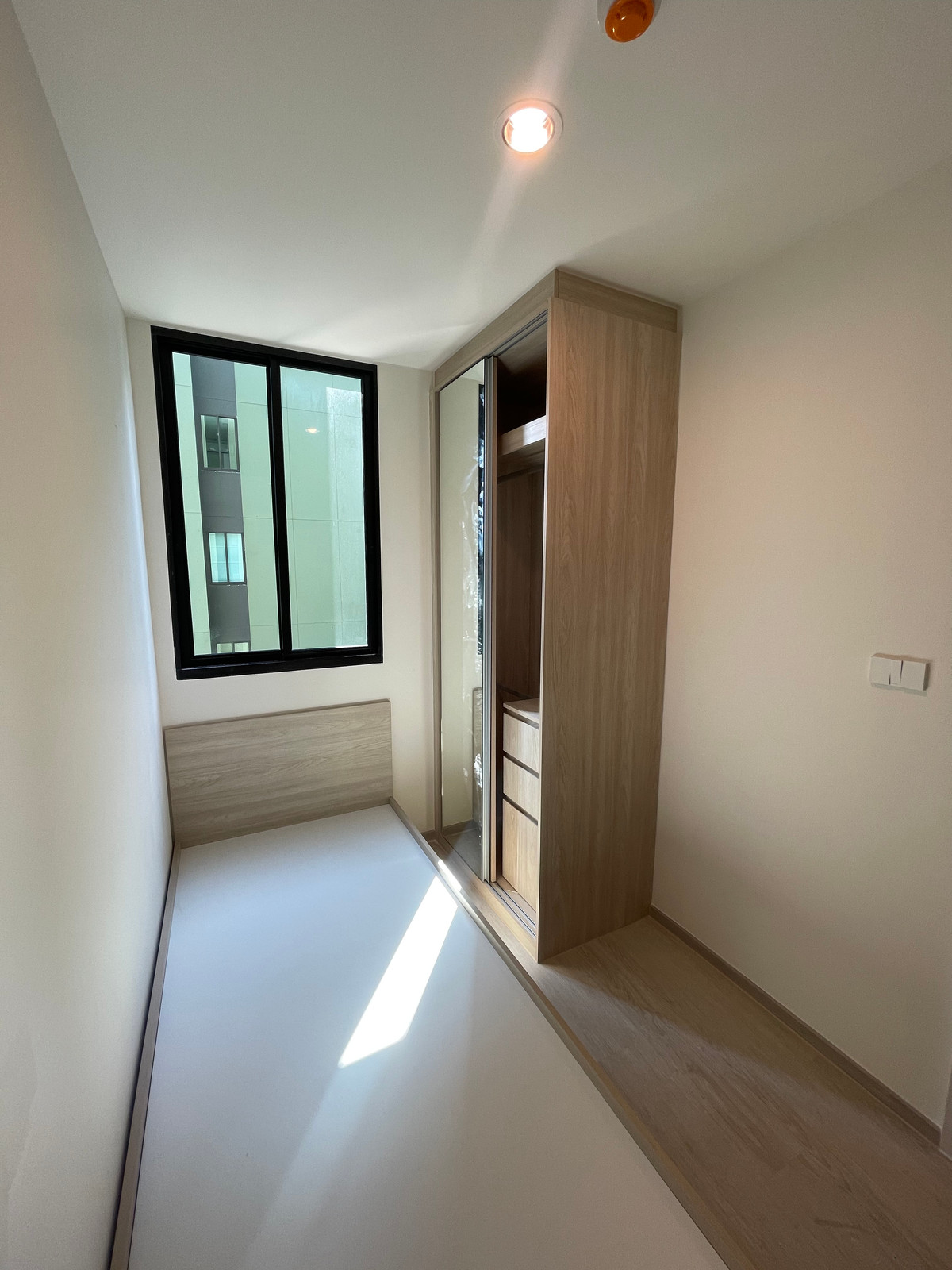 ให้เช่าคอนโดพัฒนาการ ศรีนครินทร์ : PFD-07549 ให้เช่าคอนโด นิว ซี-สแควร์ สวนหลวง สเตชั่น ( Nue Z-Square Suan Luang Station )  นัดชมห้อง ■ line : @propertyfinder 