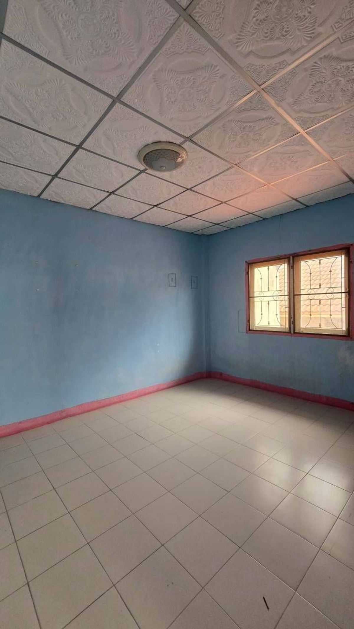 For SaleTownhomePathum Thani,Rangsit, Thammasat : 94684-10 - Townhouse for sale Thai Somboon 2 Rangsit–Khlong Sam.