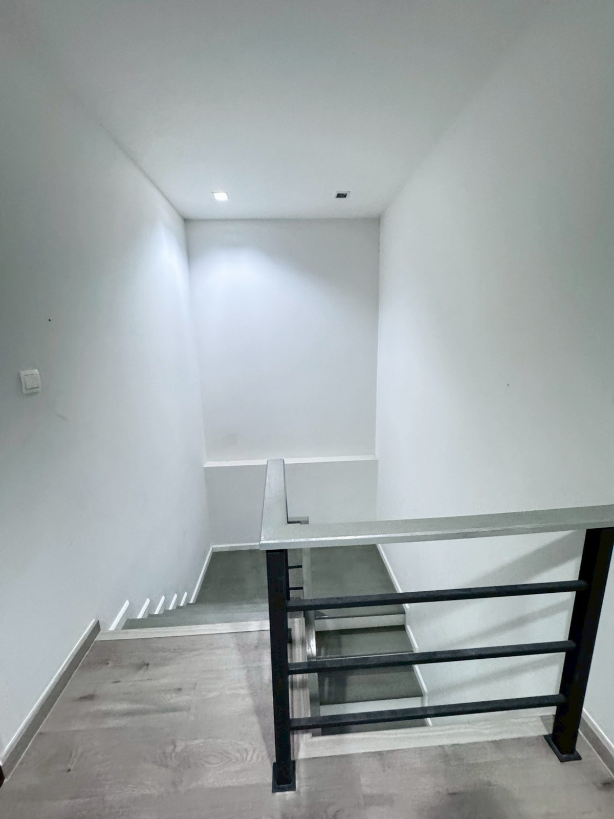 HousePathum Thani,Rangsit, Thammasat : 95227 - Sell/rent semi-detached house Chiwarom Village Rangsit-Don Mueang