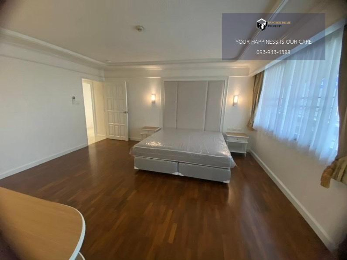 For RentWitthayu, Chidlom, Langsuan, Ploenchit : Peng Seng Mansion | Rare Item in the middle of the garden #2025112213085