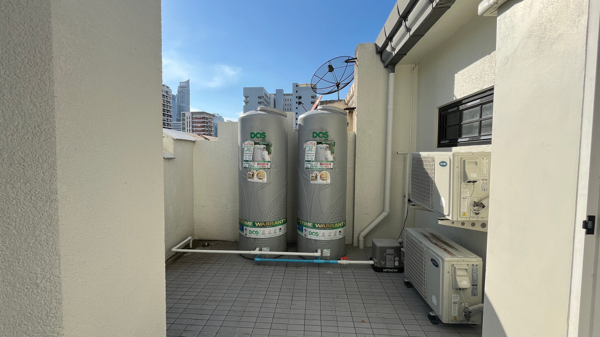 ขายทาวน์โฮมสุขุมวิท อโศก ทองหล่อ : Chicha Castle – ชิชา คาสเซิล ทาวน์โฮม 4 ชั้น สุขุมวิท 31 แปลงริม ขนาดใหญ่ ตกแต่งสวย