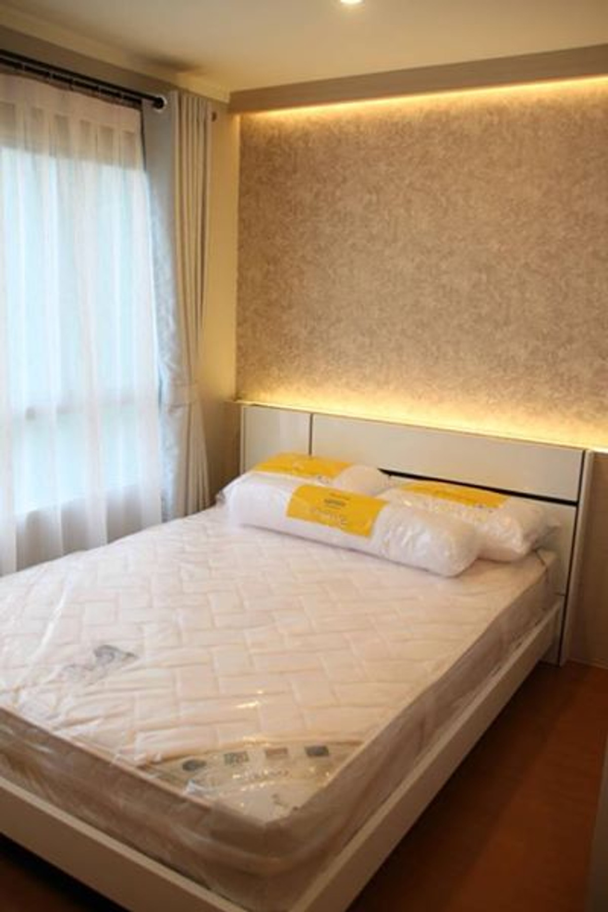 For RentCondoRattanathibet, Sanambinna : F9261168 Condo for rent Lumpini Park Rattanathibet - Ngamwongwan (Lumpini Park Rattanathibet - Ngamwongwan) size 36 sq m, 11th floor, Building A, corner room.