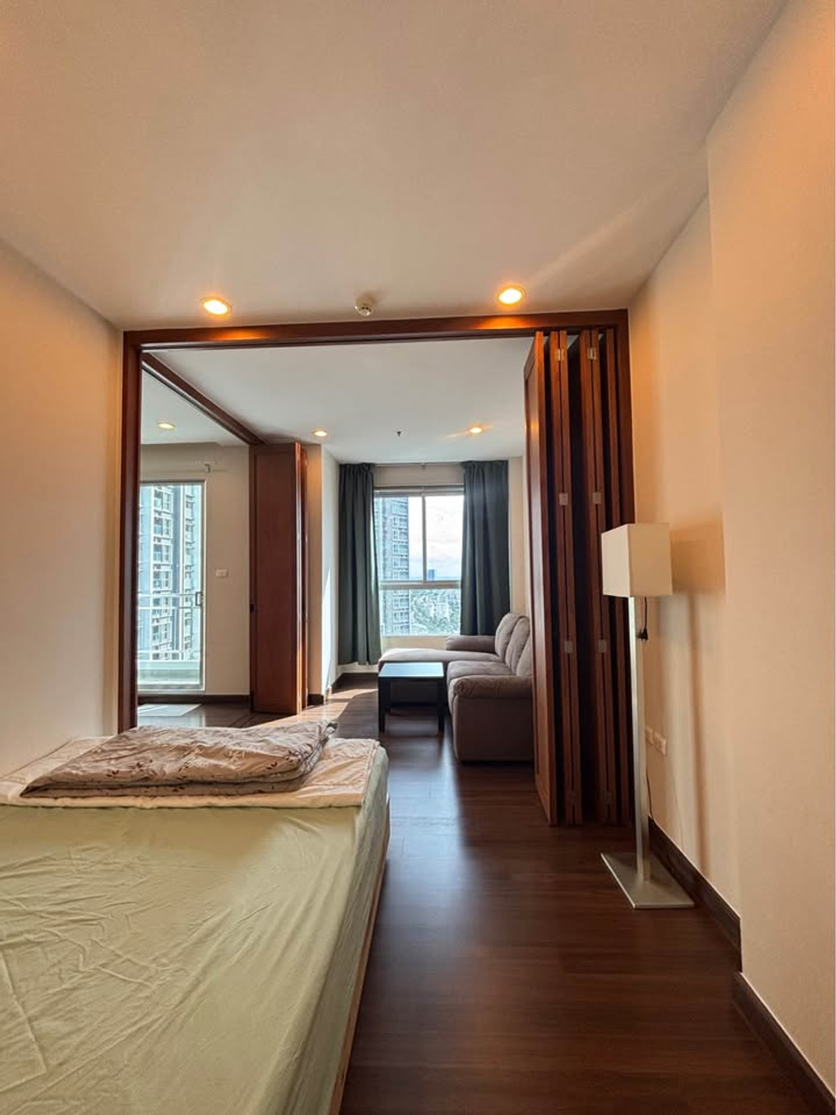 ขายคอนโดสาทร นราธิวาส : ขายคอนโด Supalai Lite Sathorn-Charoenrat ราคา 3,500,000 บาท [NCs251109]