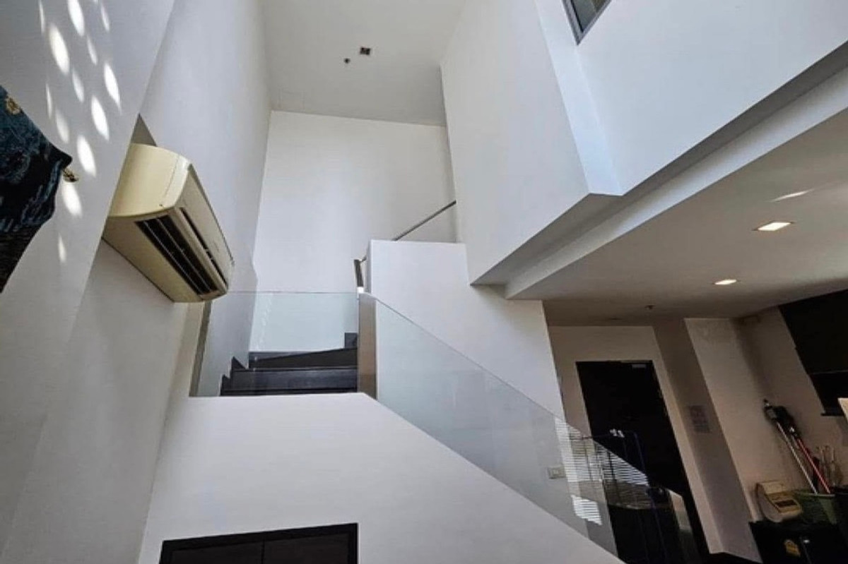 ขายคอนโดราชเทวี พญาไท : สำหรับขาย !! Code C20241100046.......Ideo Q Phayathai, 1 ห้องนอน Duplex, 2 ห้องน้ำ, แต่งครบ, ราคาพิเศษ!!