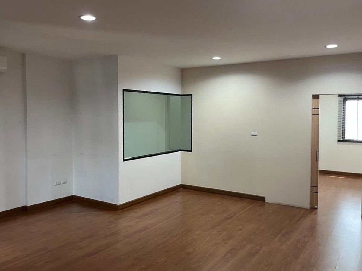 For RentTownhomeMin Buri, Romklao : Trio Romklao / 2 bedrooms (for rent), Trio Rom Klao / 2 Bedrooms (FOR RENT) BZD061