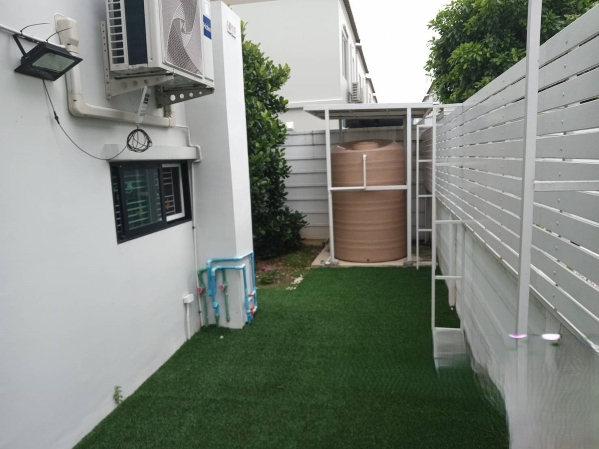 For SaleTownhomePathum Thani,Rangsit, Thammasat : 87837 - Townhome for sale, area 33.5 square wah, The Colors Mix Rangsit-Wongwaen, Lam Luk Ka Khlong 5, Pathum Thani, 10 minutes to Kanchanaphisek Expressway 9.