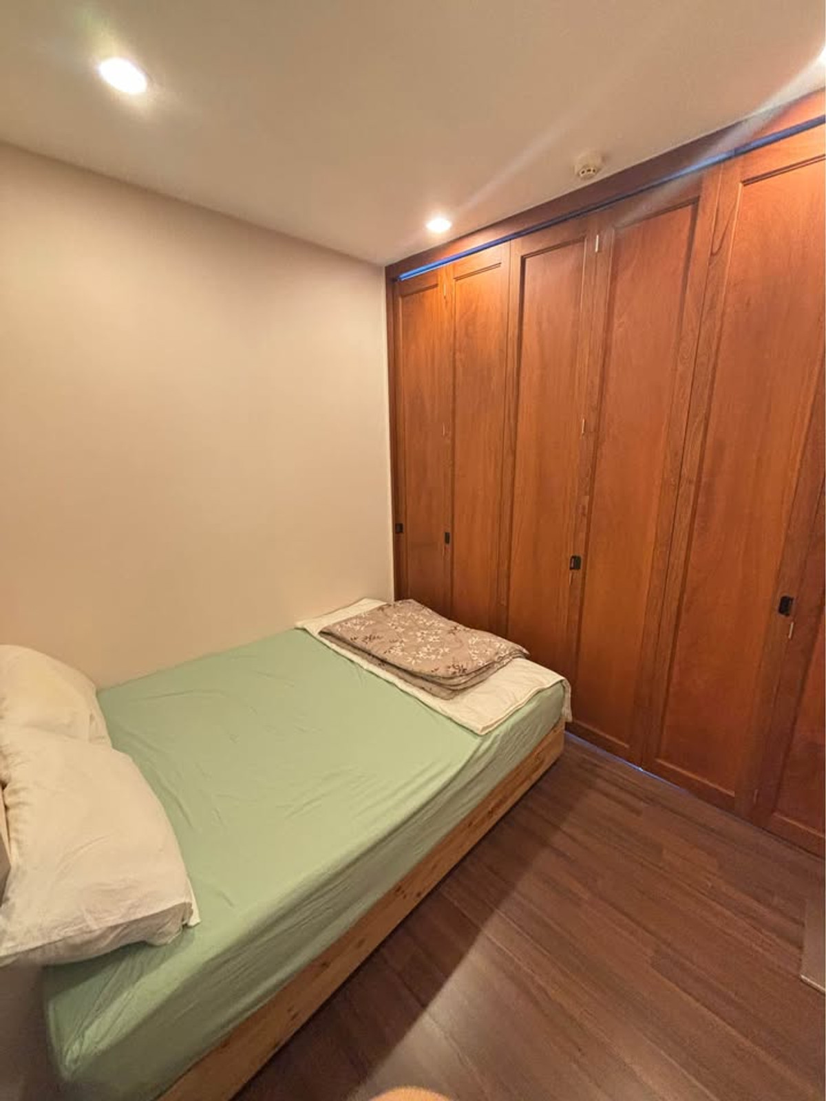 ขายคอนโดสาทร นราธิวาส : ขายคอนโด Supalai Lite Sathorn-Charoenrat ราคา 3,500,000 บาท [NCs251109]