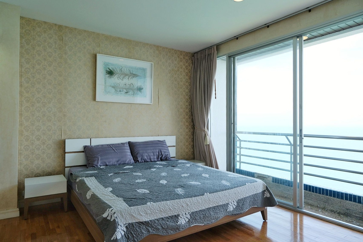 ขายคอนโดชะอำ เพชรบุรี : 89050 - ขายด่วน คอนโดตากอากาศริมชายหาดชะอำ ห้องใหญ่ ชั้นสูง วิวสวย 2 ห้องนอน 2 ห้องน้ำ