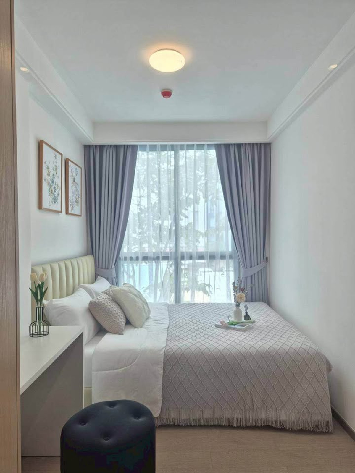 For RentCondoPattanakan, Srinakarin : (HR056) regal srinakarin 40: Regal Srinakarin 40, cheapest room, beautiful room with furniture.